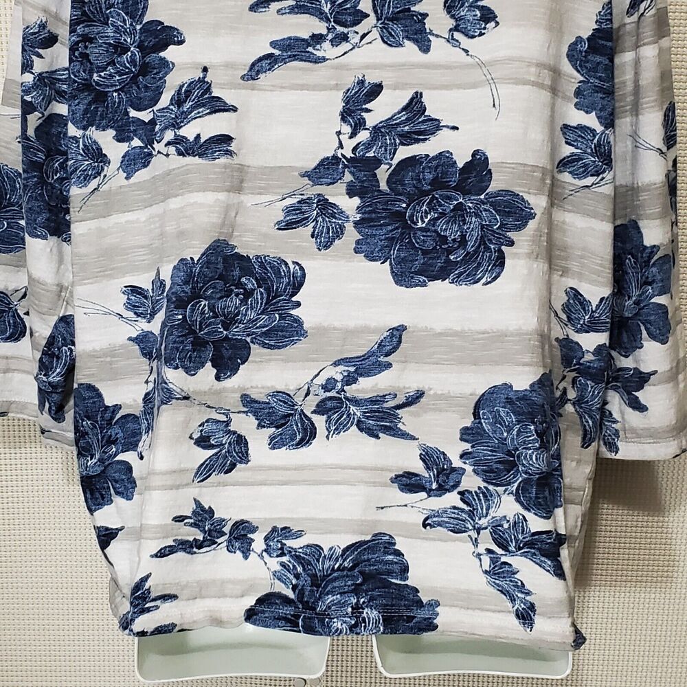 Chicos Top Womens 3  Extra Large White Knit Striped Floral Pullover 3/4 Sleeve - Picture 6 of 9